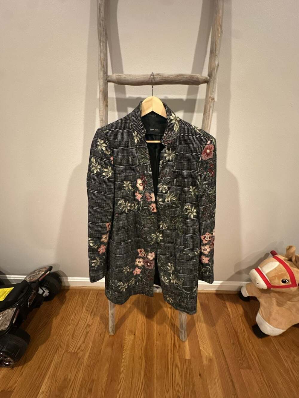 Zara Basic Collection Floral Embroidered Plaid Blazer Jacket